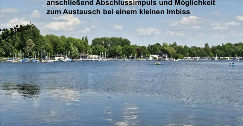 Plakat für die ökumenische Impulswanderung, im Hintergrund ein See